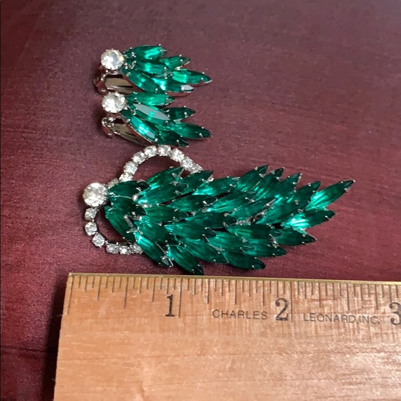 Vintage clip earrings/pin set green rhinestones❣️ - Picture 6 of 6